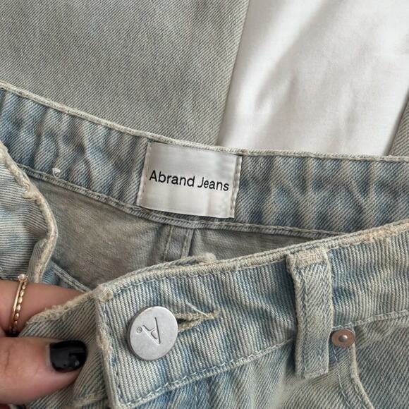 NWOT Abrand A Carrie Jean High Rise Relaxed Fit Straight Leg Blue Size 26 - Picture 2 of 6